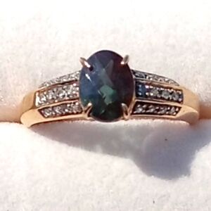 10KT Gold Diamond & Mystic Topaz Ring size 8.75